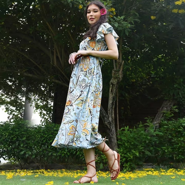 Women's fit & flare floral dress